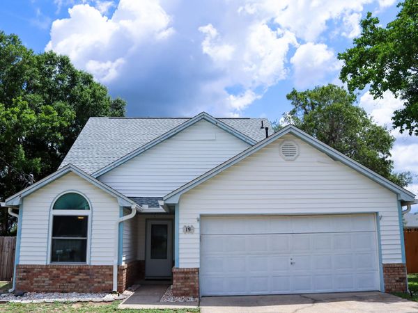 19 Holly Road, Crestview, FL 32539