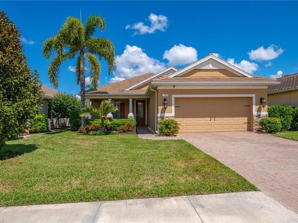 3557 Canopy CIR , NAPLES, FL 34120