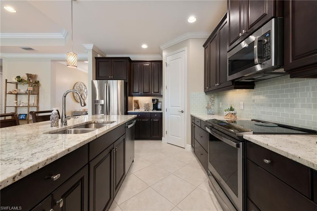 3557 Canopy Cir, Naples, FL 34120 Photo