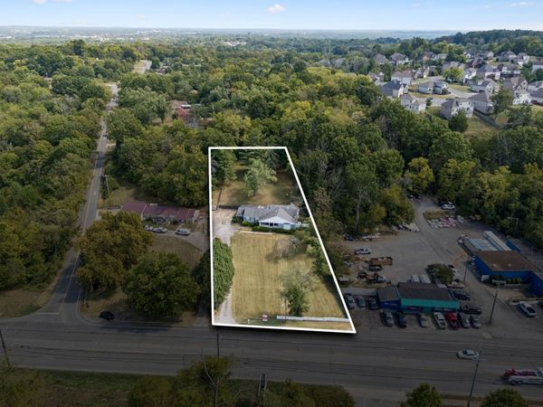 1332 S Dickerson Rd , Goodlettsville, TN 37072