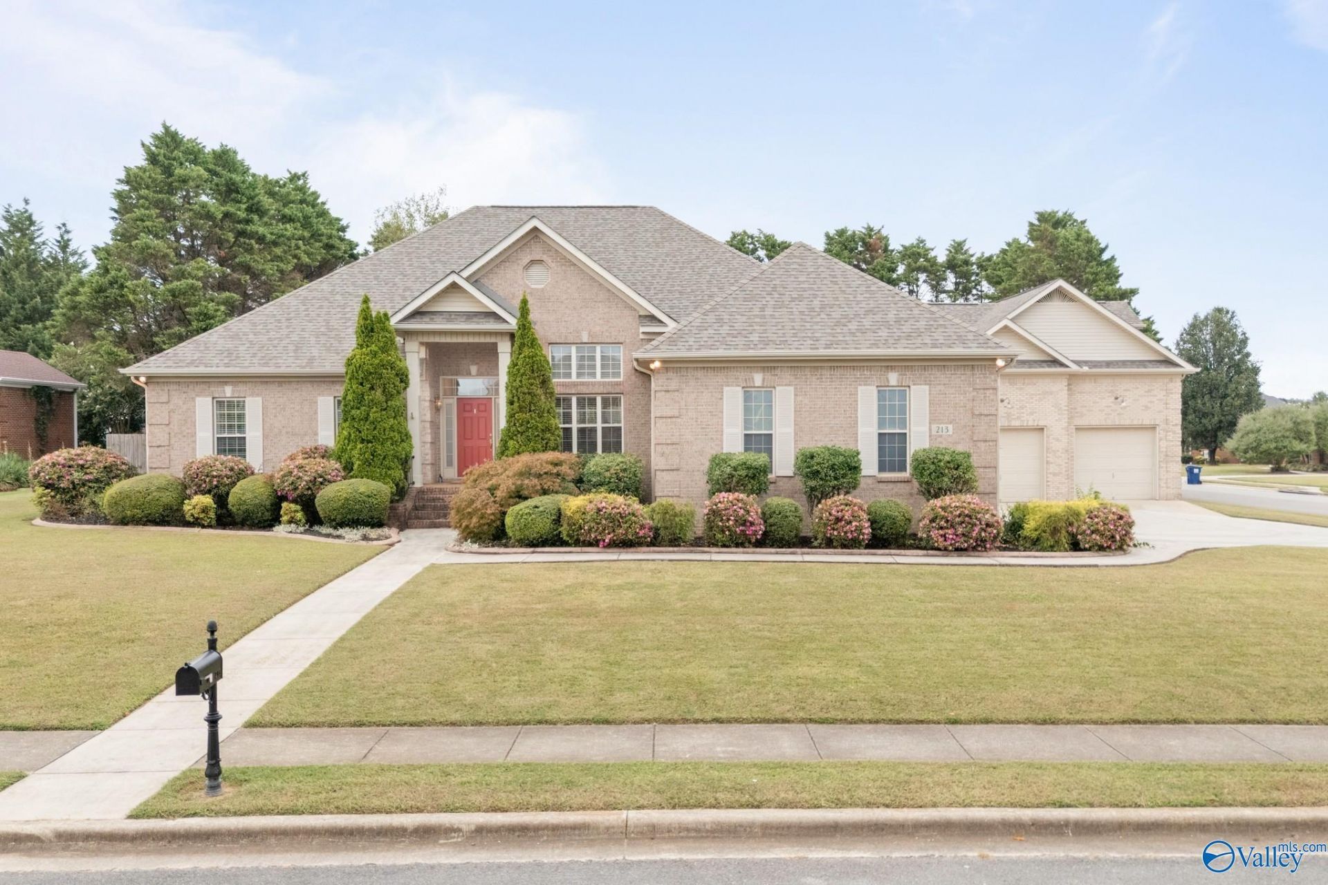 213 Cloud Leap Trail, Huntsville, AL 35806 Main Photo