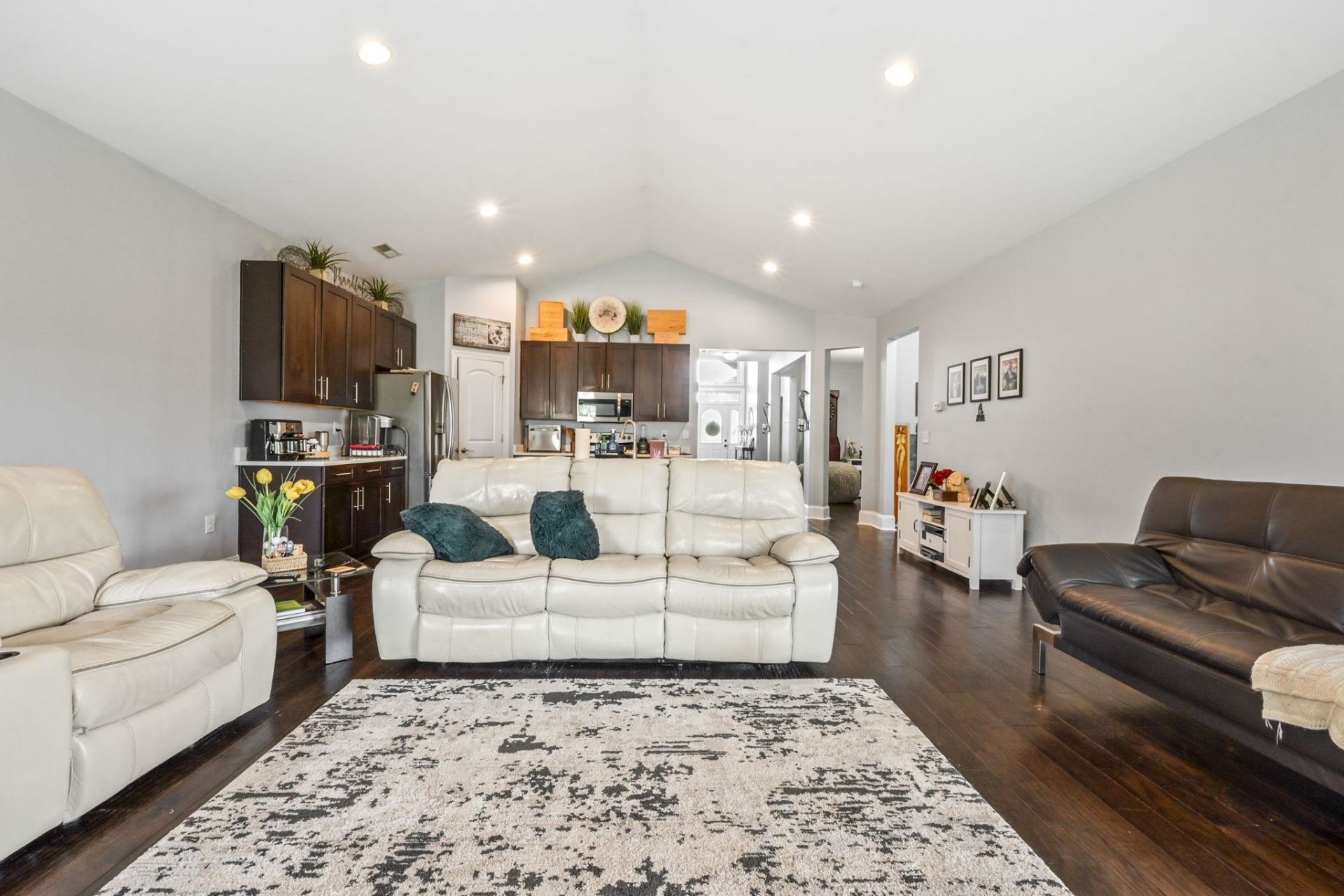 830 Covelo Ln.  Photo 10