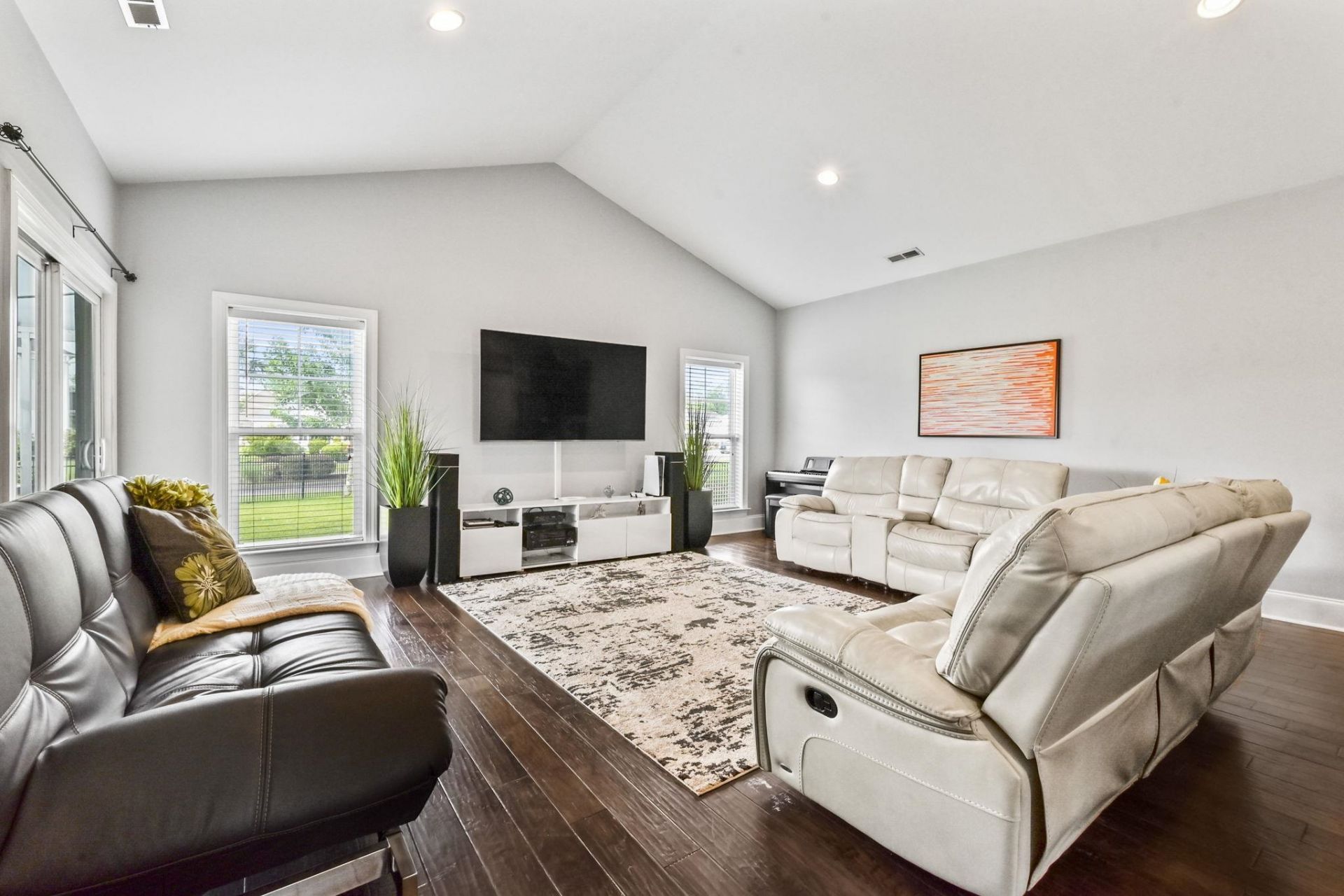 830 Covelo Ln.  Photo 8