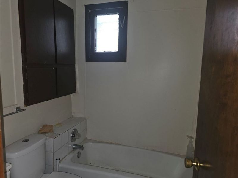 5719 Hege Avenue, Cleveland, OH 44105 Photo 6