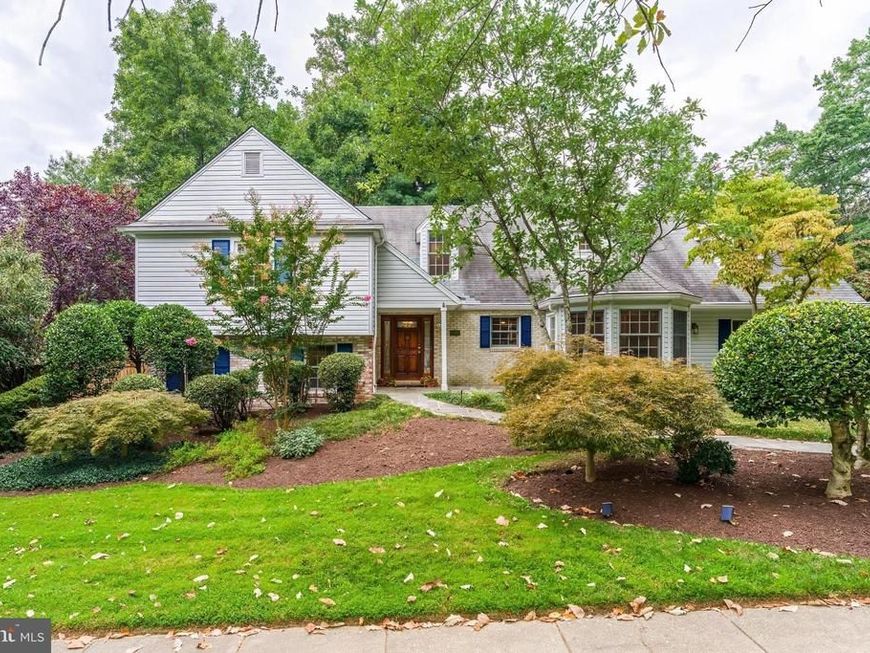 1995 Lancashire Drive , Potomac, MD 20854 Main Photo