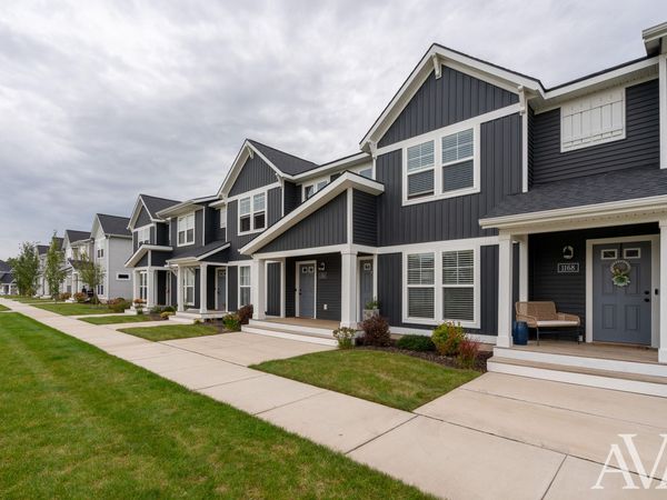 1168 Stagecoach Drive SE, Byron Center, MI 49315