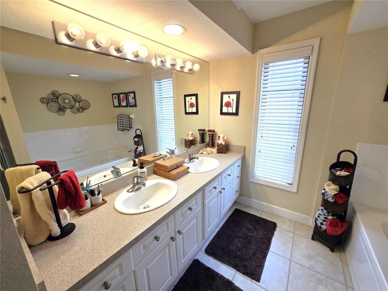3905 Mariners Walk , Unit 826, Cortez, FL 34215 Photo