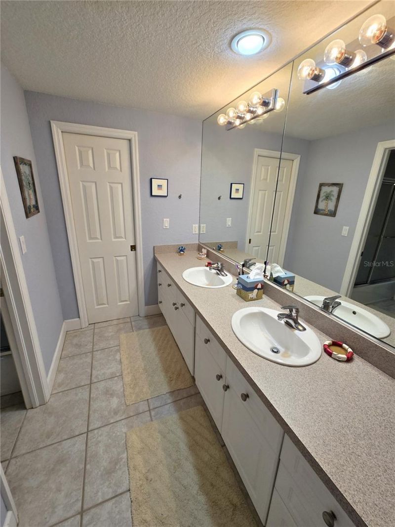 3905 Mariners Walk , Unit 826, Cortez, FL 34215 Photo