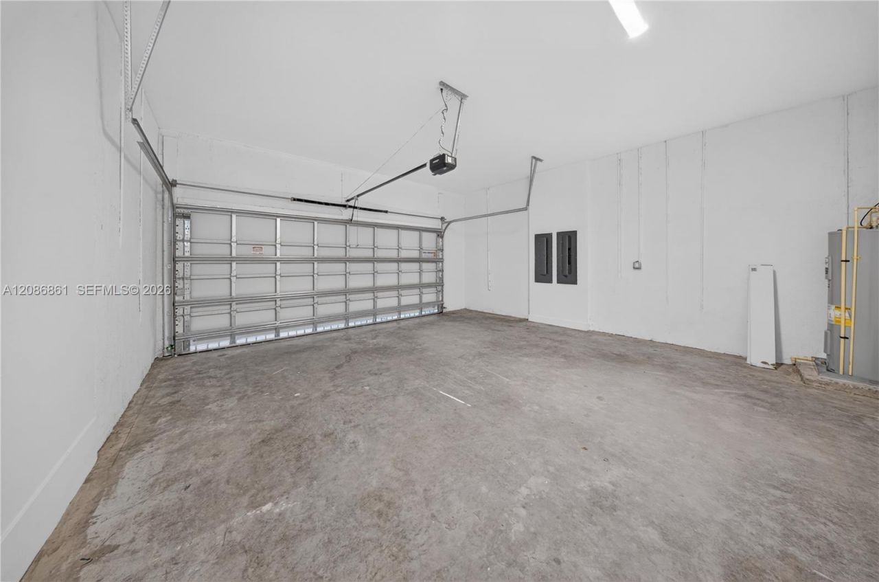 19638 NE 14th Ave , Unit 19638, Miami, FL 33179 Photo