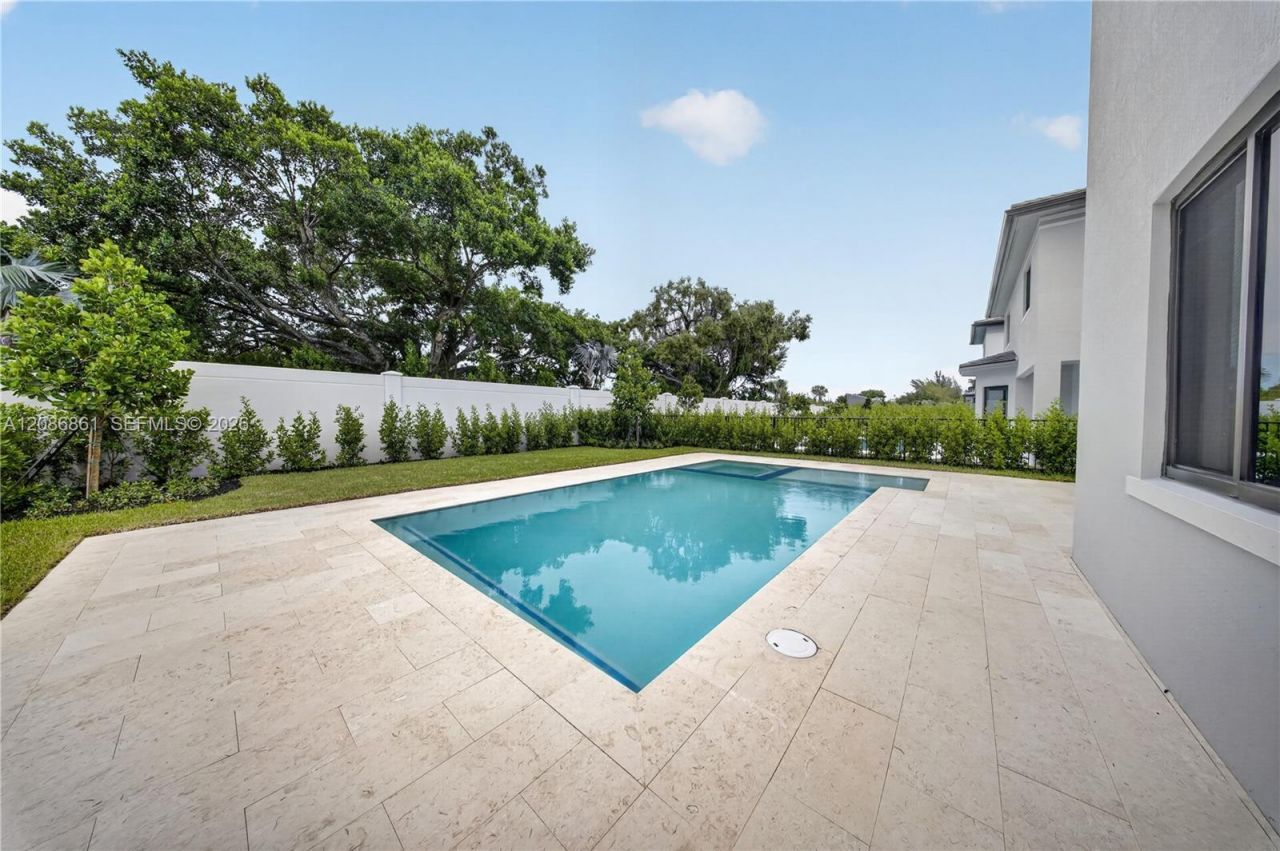 19638 NE 14th Ave , Unit 19638, Miami, FL 33179 Photo