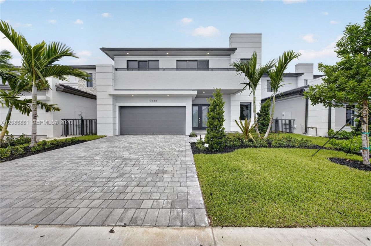19638 NE 14th Ave , Unit 19638, Miami, FL 33179 Photo