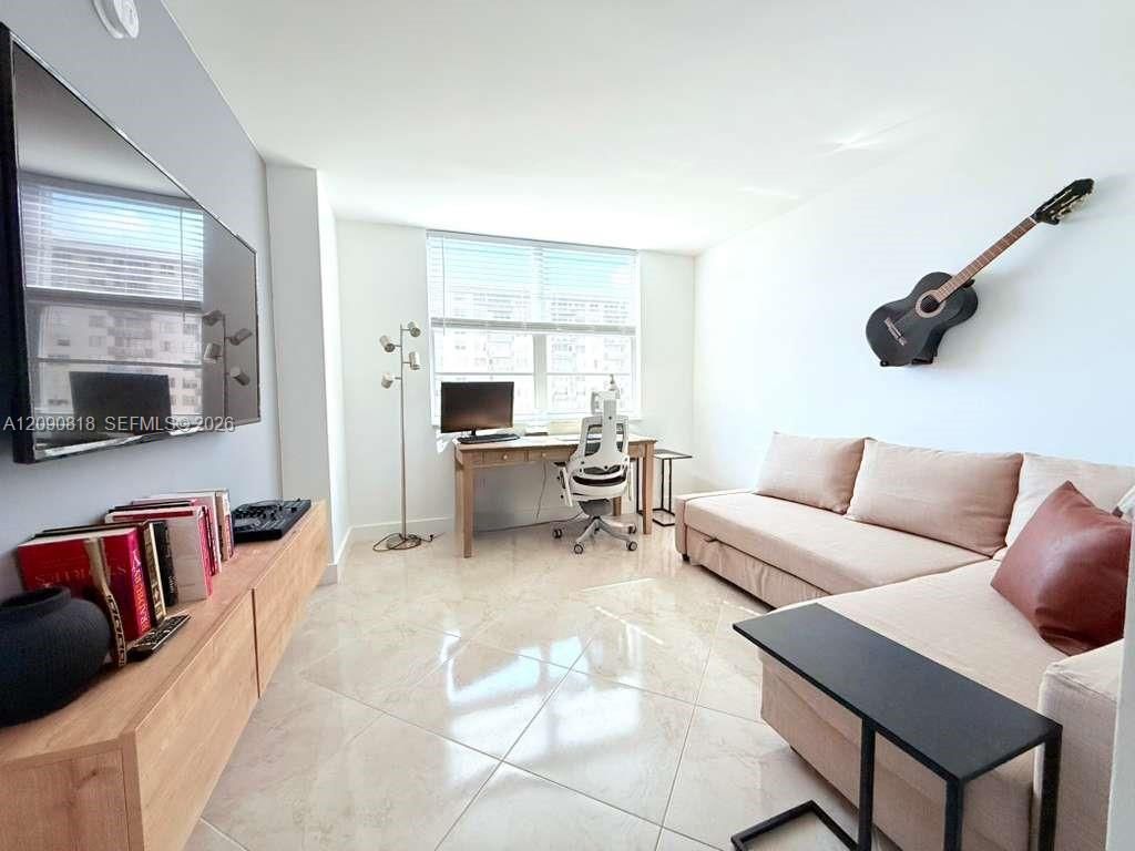 251 174th St , Unit 1712, Sunny Isles Beach, FL 33160 Photo
