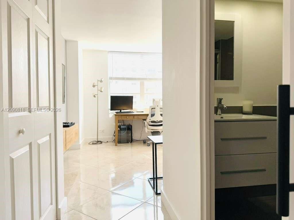 251 174th St , Unit 1712, Sunny Isles Beach, FL 33160 Photo