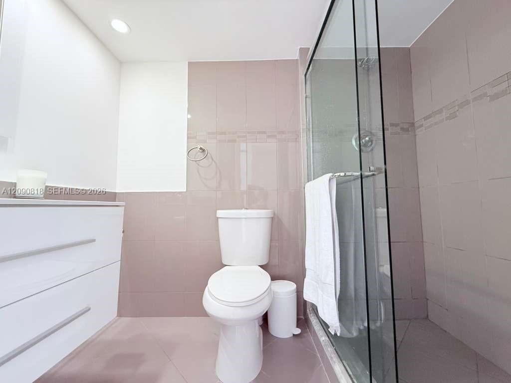 251 174th St , Unit 1712, Sunny Isles Beach, FL 33160 Photo
