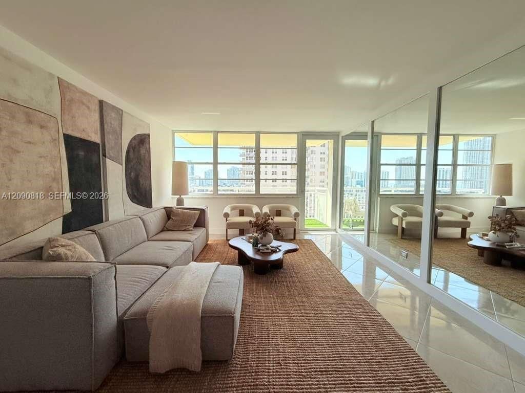 251 174th St , Unit 1712, Sunny Isles Beach, FL 33160 Photo