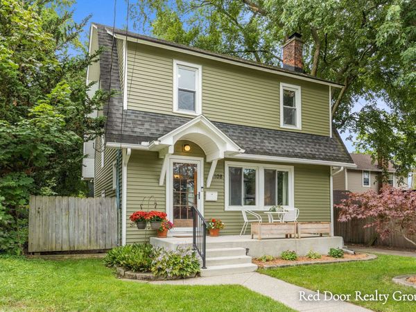 1108 Fisk Road SE, Grand Rapids, MI 49507