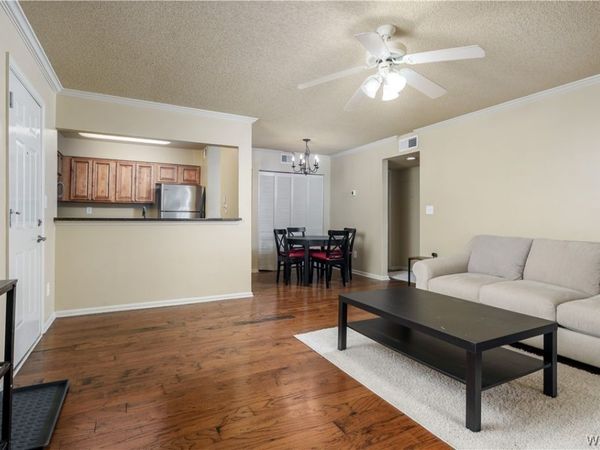 120 15th Street, Unit 203, Tuscaloosa, AL 35401