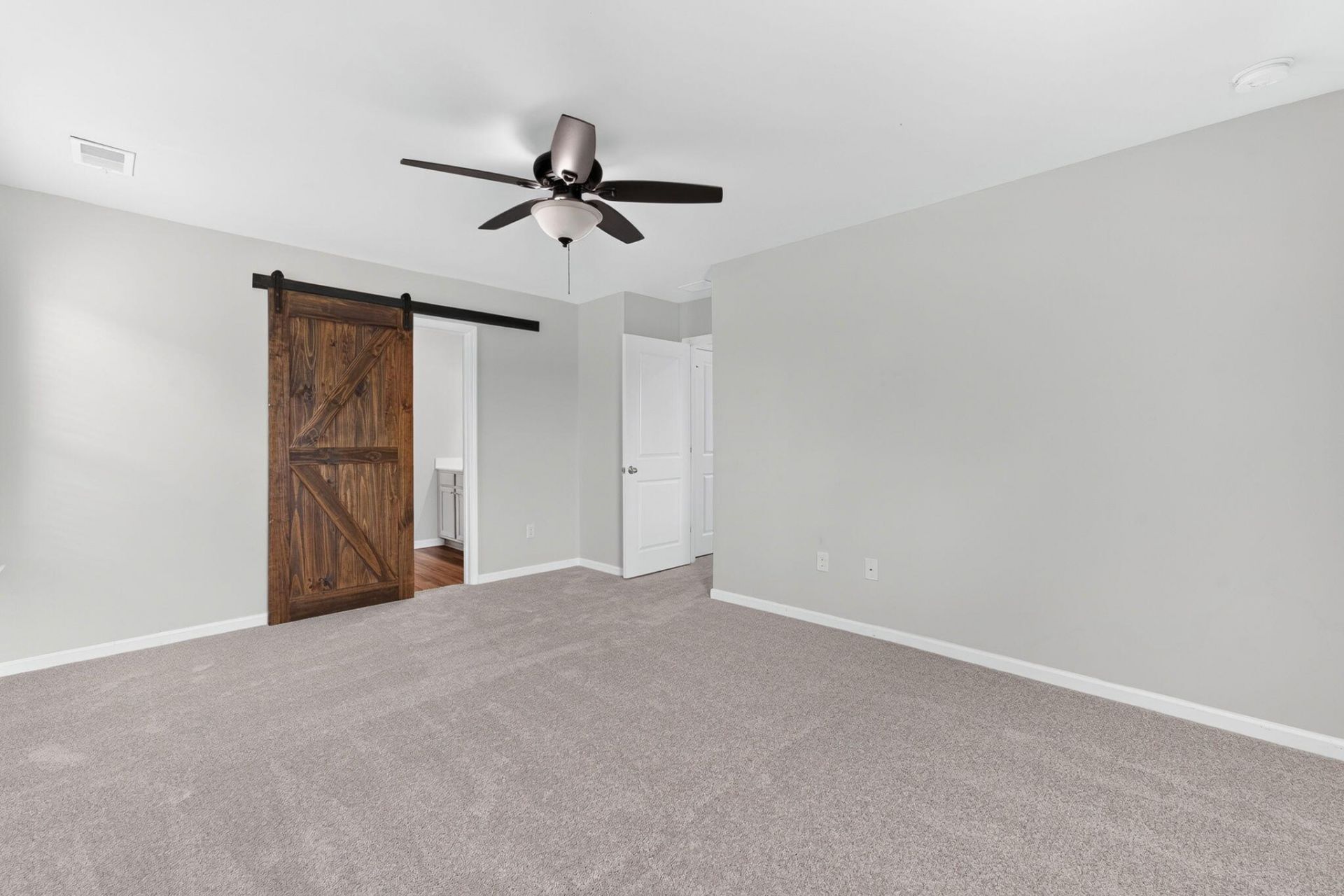 9674 Roseberry Street Photo 18