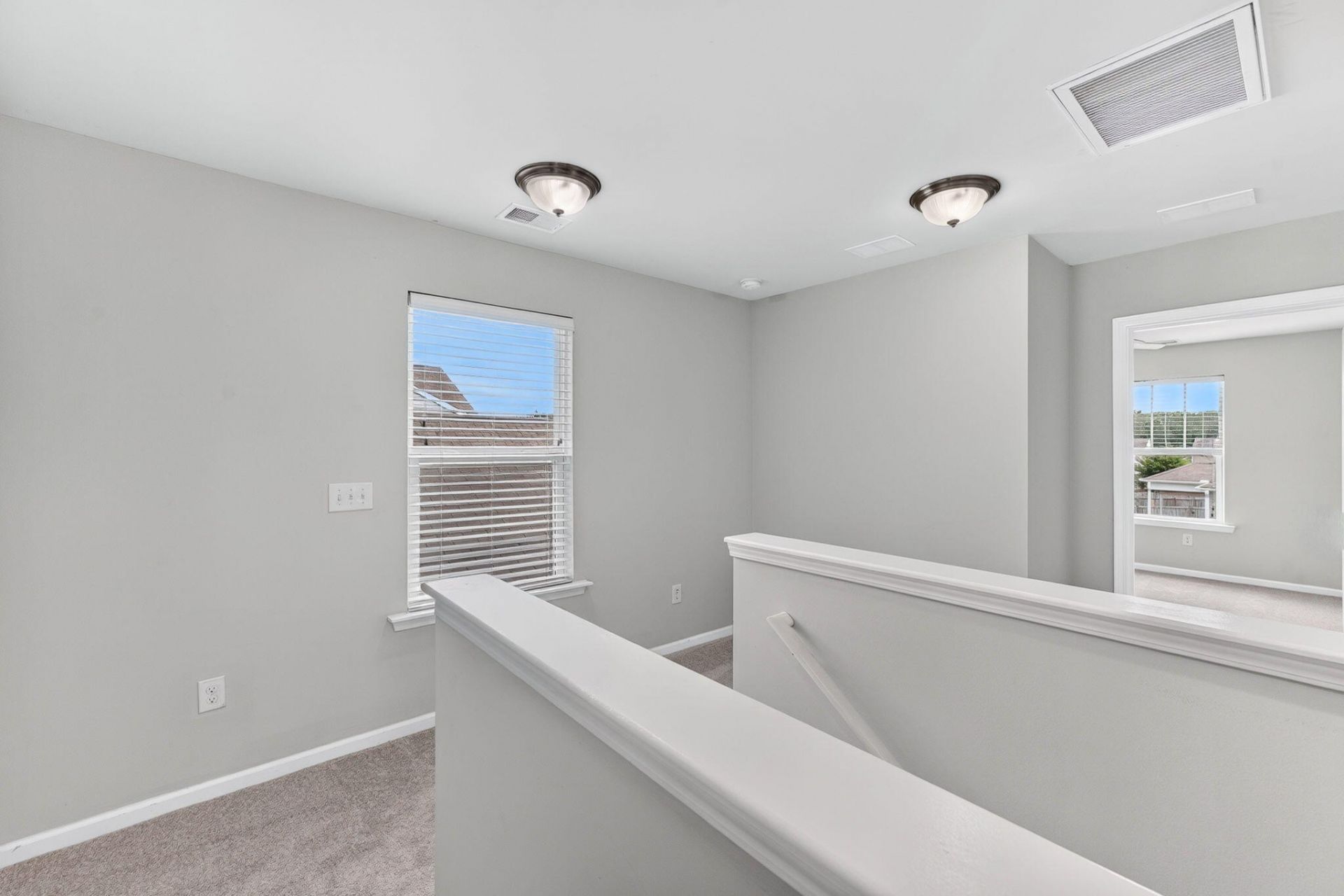 9674 Roseberry Street Photo 26