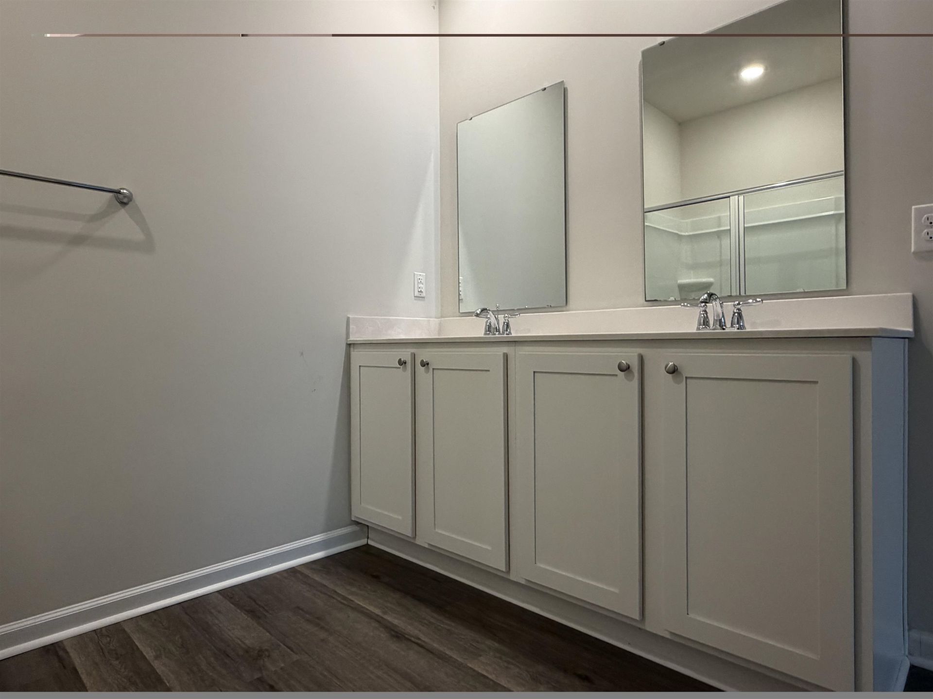 511 Meadowgrass Ct.  Photo 16