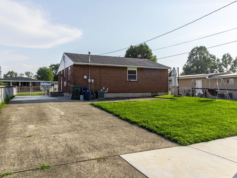 120 Ziegler Avenue, Columbus, OH 43207 Photo 5