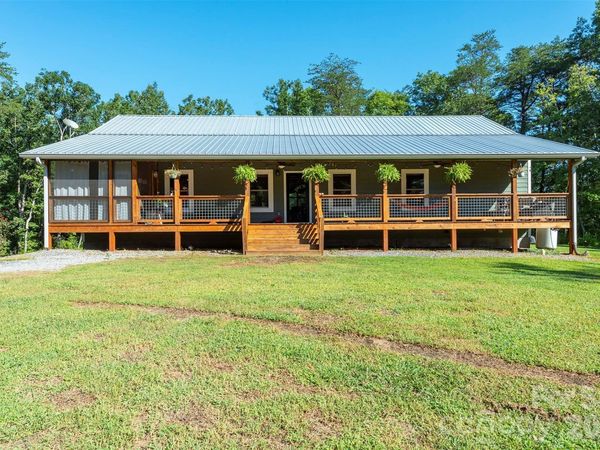 335 James View Road, Marion, NC 28752