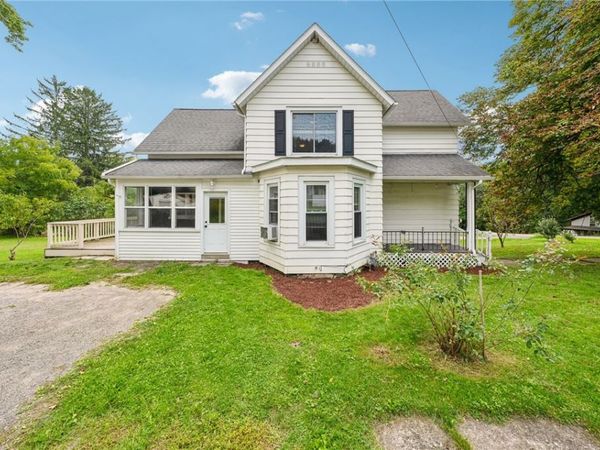 1033 W Buffalo Street, Warsaw, NY 14569