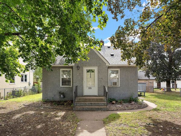 225 Richmond Street W, South Saint Paul, MN 55075