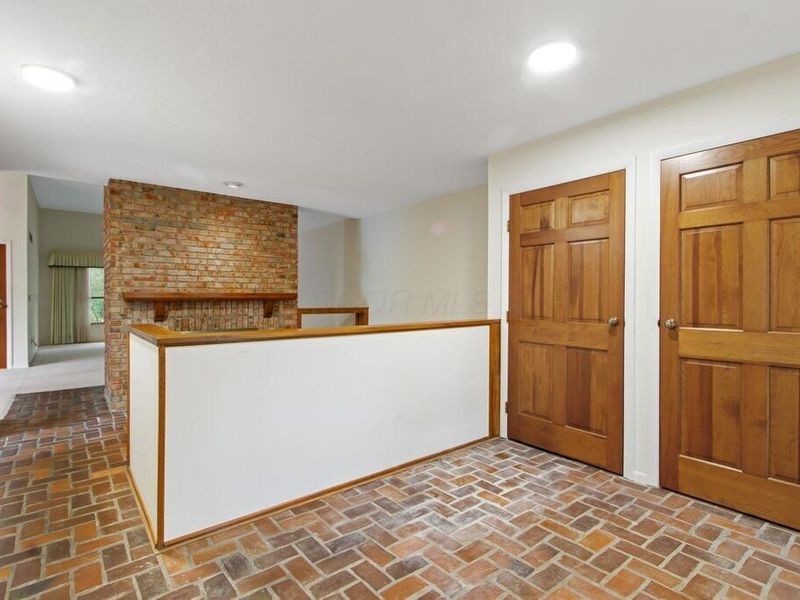 4766 Dierker Road, Unit 8, Upper Arlington, OH 43220 Photo 8