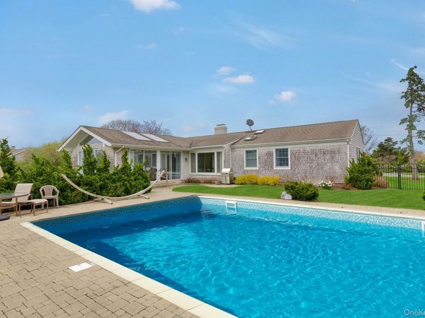 62 Bayfield Lane , Westhampton Beach, NY 11978