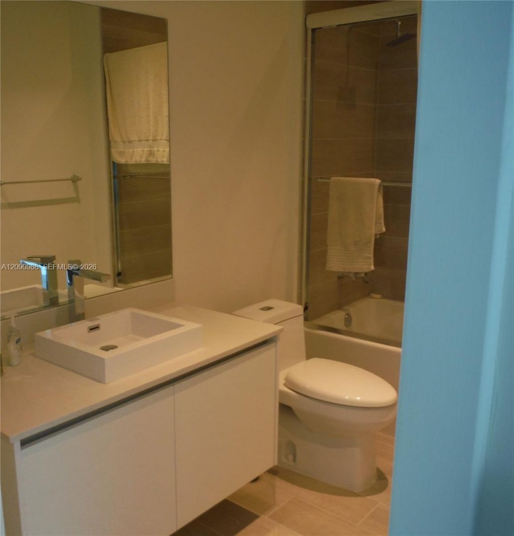 1600 SW 1st Ave , Unit 811, Miami, FL 33129 Photo