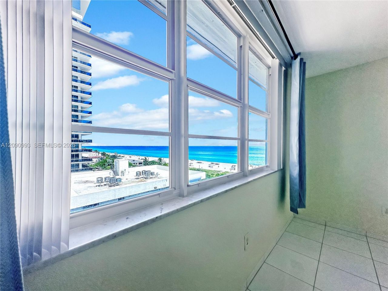 5825 Collins Ave, Unit 8E, Miami Beach, FL 33140 Photo