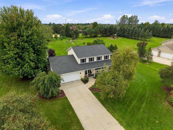N7022 High View DRIVE, Sheboygan, WI 53083