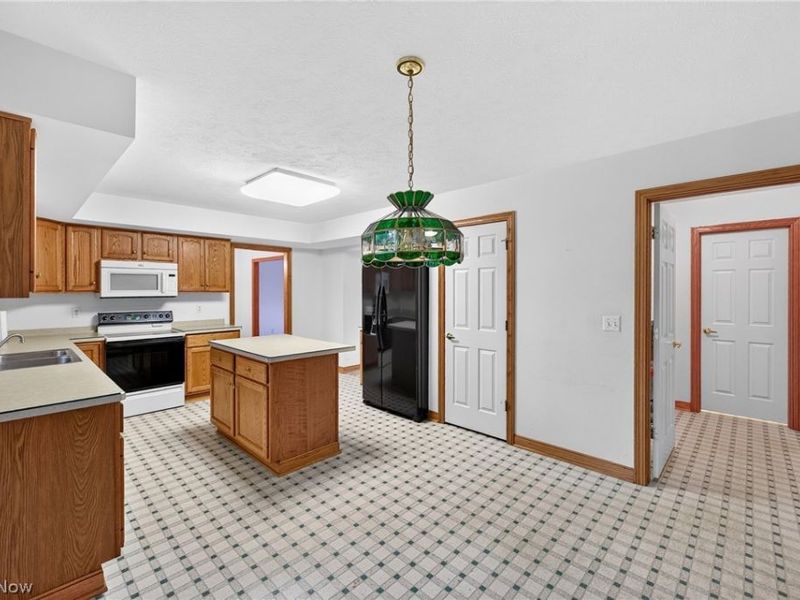 115 Honey Locust Court, Painesville Township, OH 44077 Photo 11
