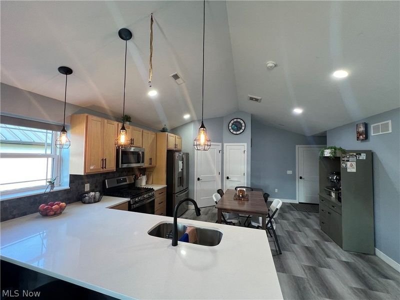 1002 Sycamore Lane, Millersburg, OH 44654 Photo 4