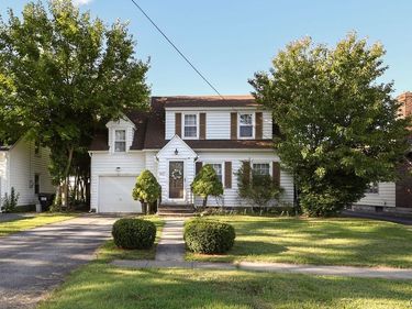 407 Berwick Road S, Syracuse, NY 13208