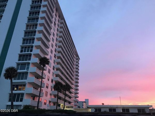 2800 N Atlantic Avenue, Unit 805, Daytona Beach, FL 32118