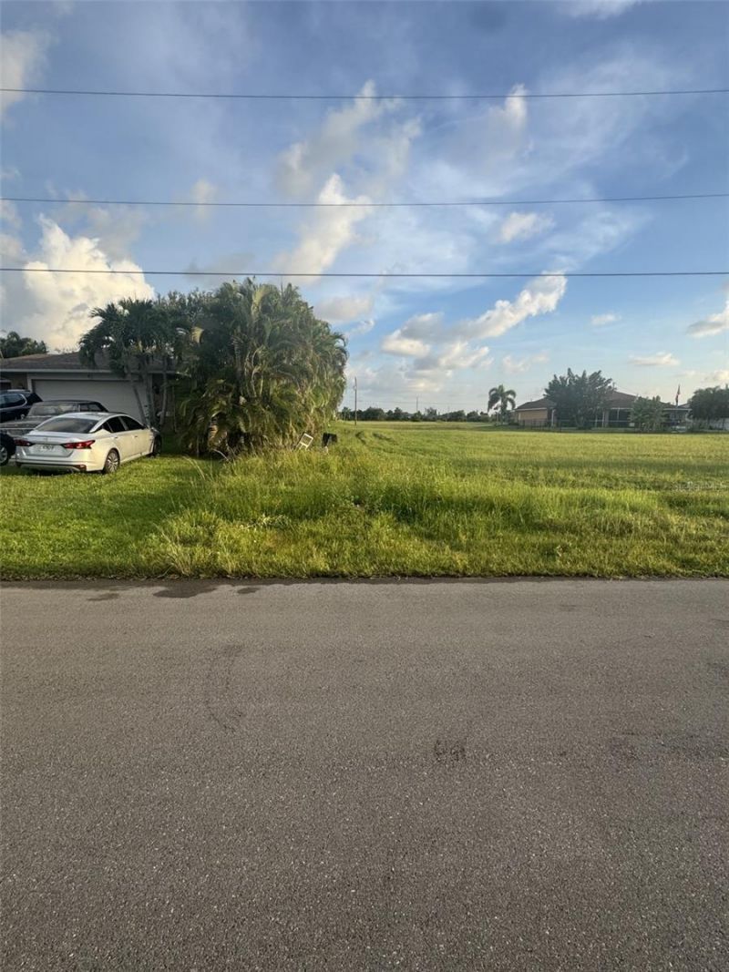 2724 NW 11th Street, Cape Coral, FL 33993 Photo