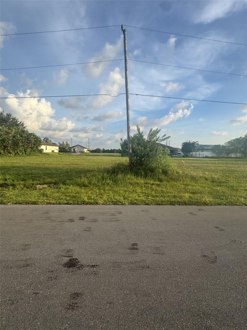 2724 NW 11th Street, Cape Coral, FL 33993 Photo