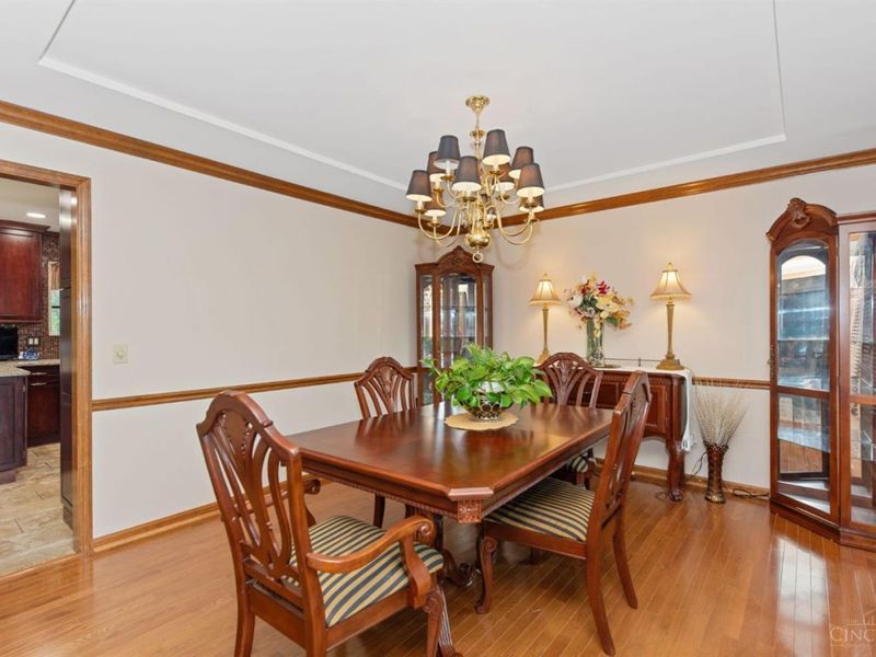 809 Deer Valley Drive, Union Township, OH 45245 Photo 8
