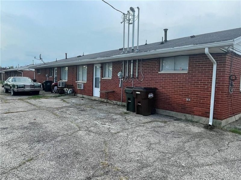 460-466 Burman Avenue, Unit 4, Trotwood, OH 45426 Photo 3