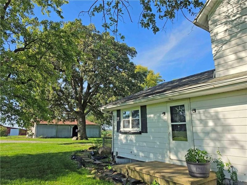 7001 Neil Road, London, OH 43140 Photo 11
