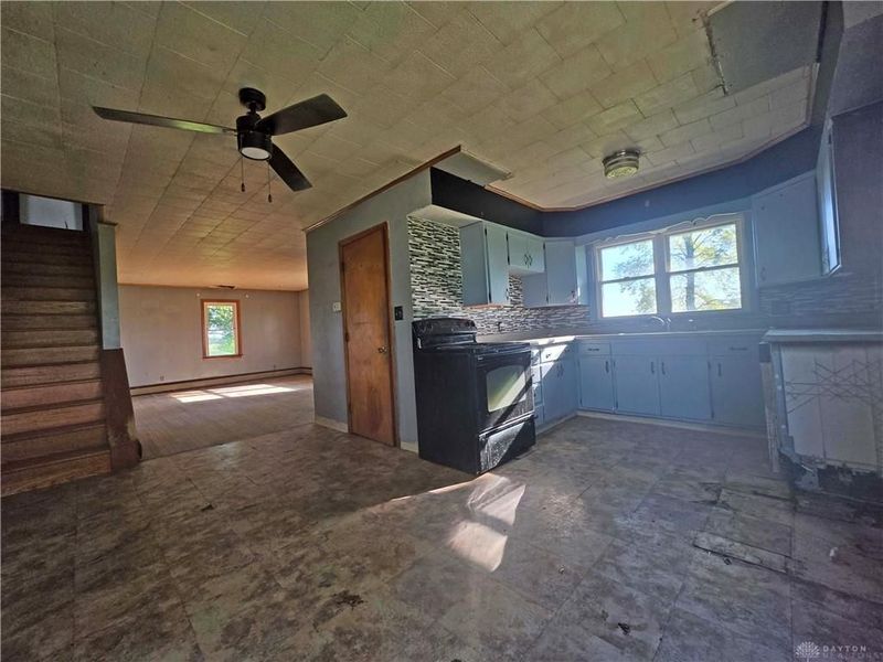 7001 Neil Road, London, OH 43140 Photo 17