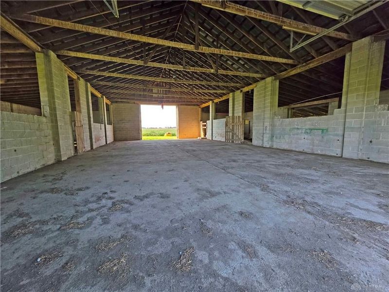 7001 Neil Road, London, OH 43140 Photo 24