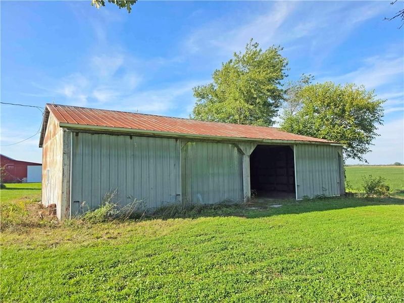 7001 Neil Road, London, OH 43140 Photo 30