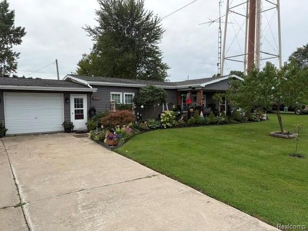 1552 1st Street , Minden Village, Mi 48456