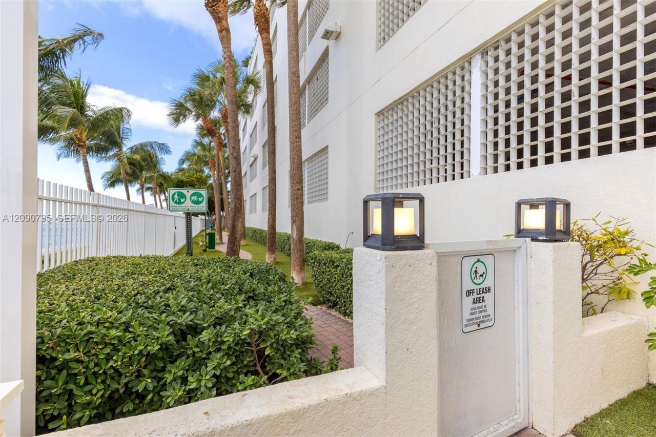 650 West Ave , Unit 2710, Miami Beach, FL 33139 Photo