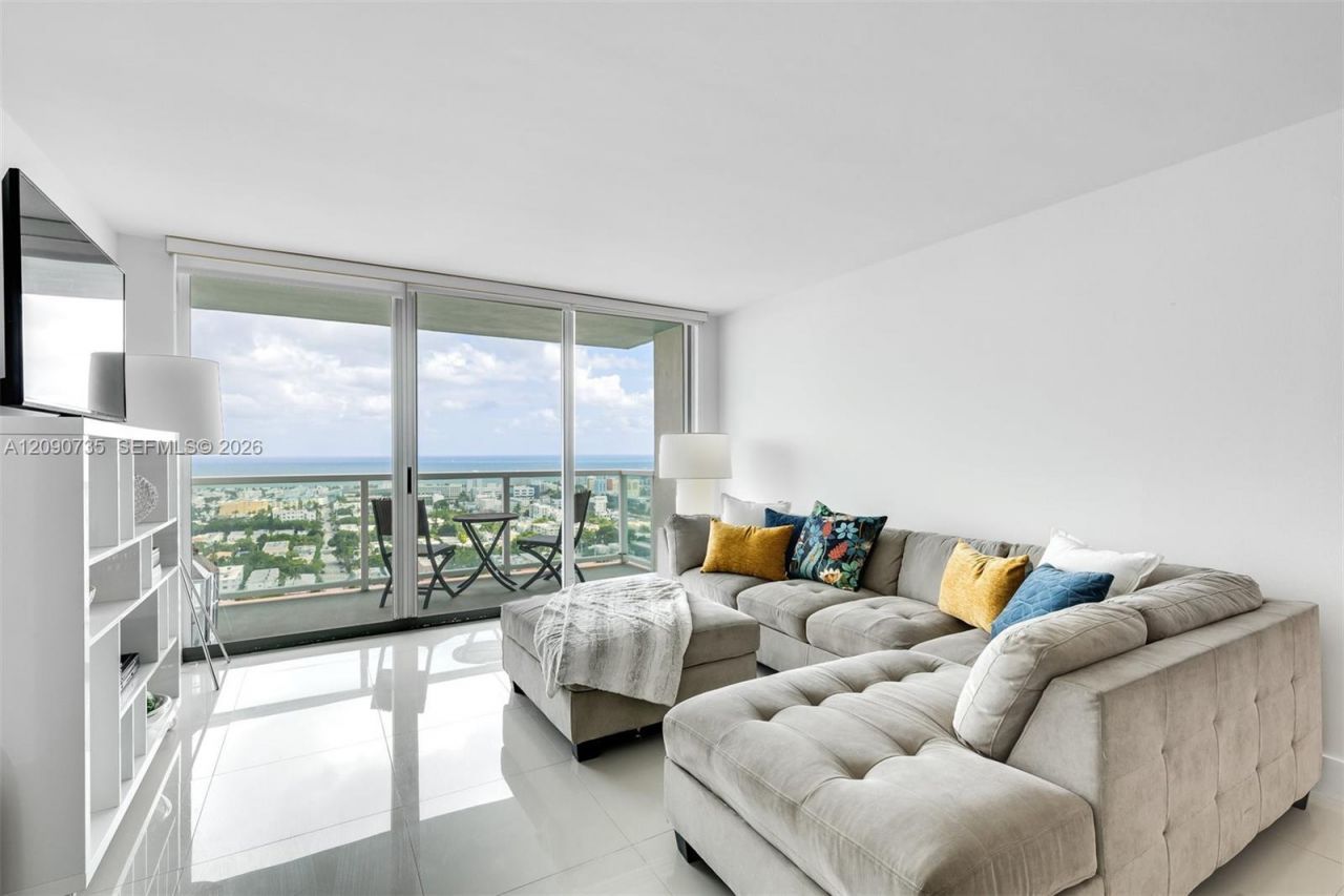 650 West Ave , Unit 2710, Miami Beach, FL 33139 Photo