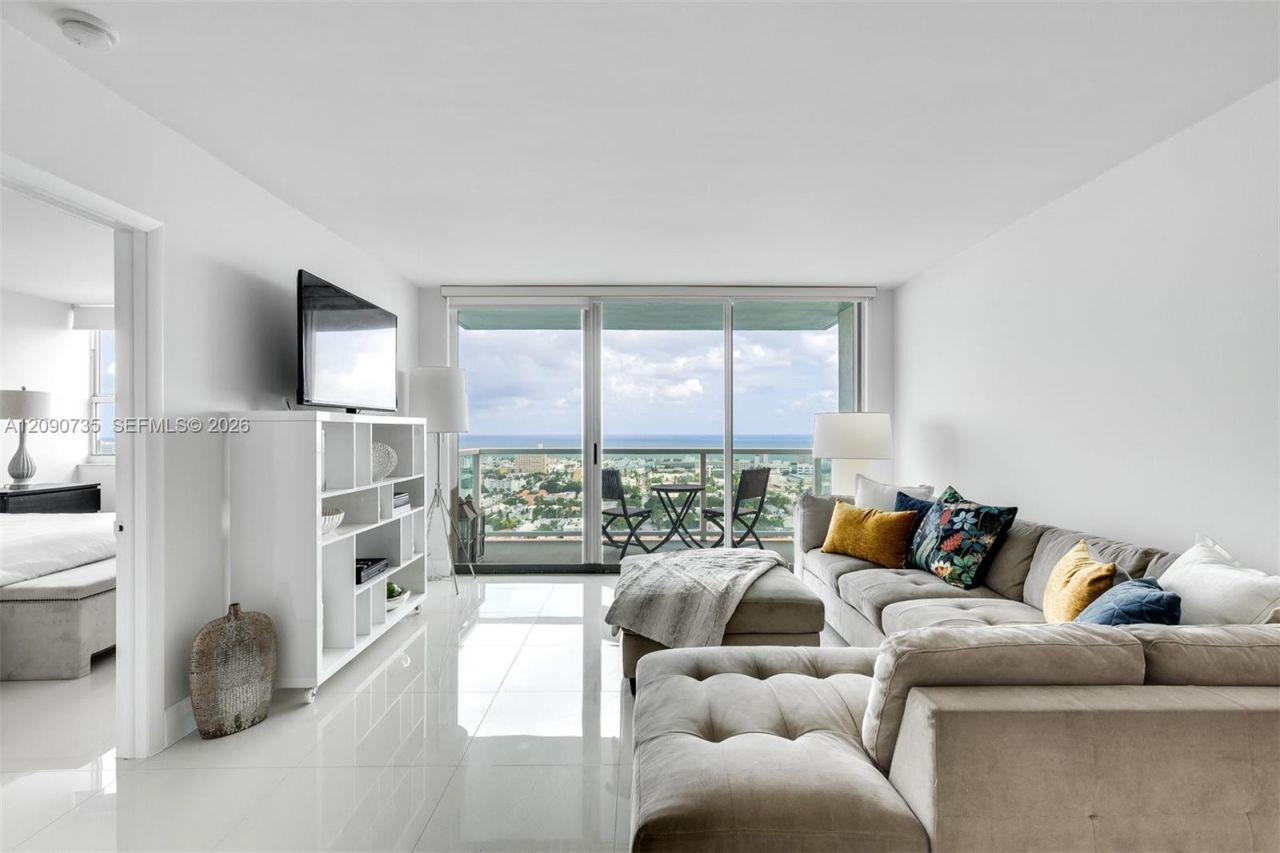 650 West Ave , Unit 2710, Miami Beach, FL 33139 Photo