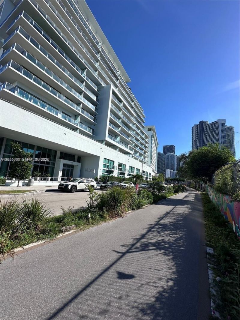 1600 SW 1st Ave, Unit 605, Miami, FL 33129 Photo